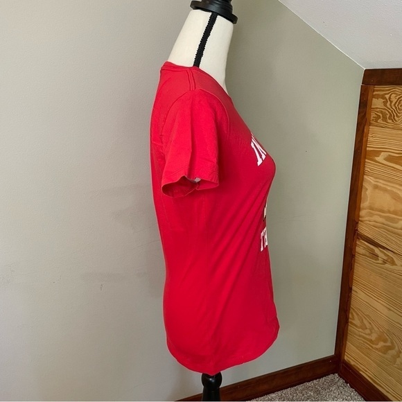 Port & Company Red In Tom We Trust Tampa Bay Buccaneers Short Sleeve Tee Small - Picture 2 of 7